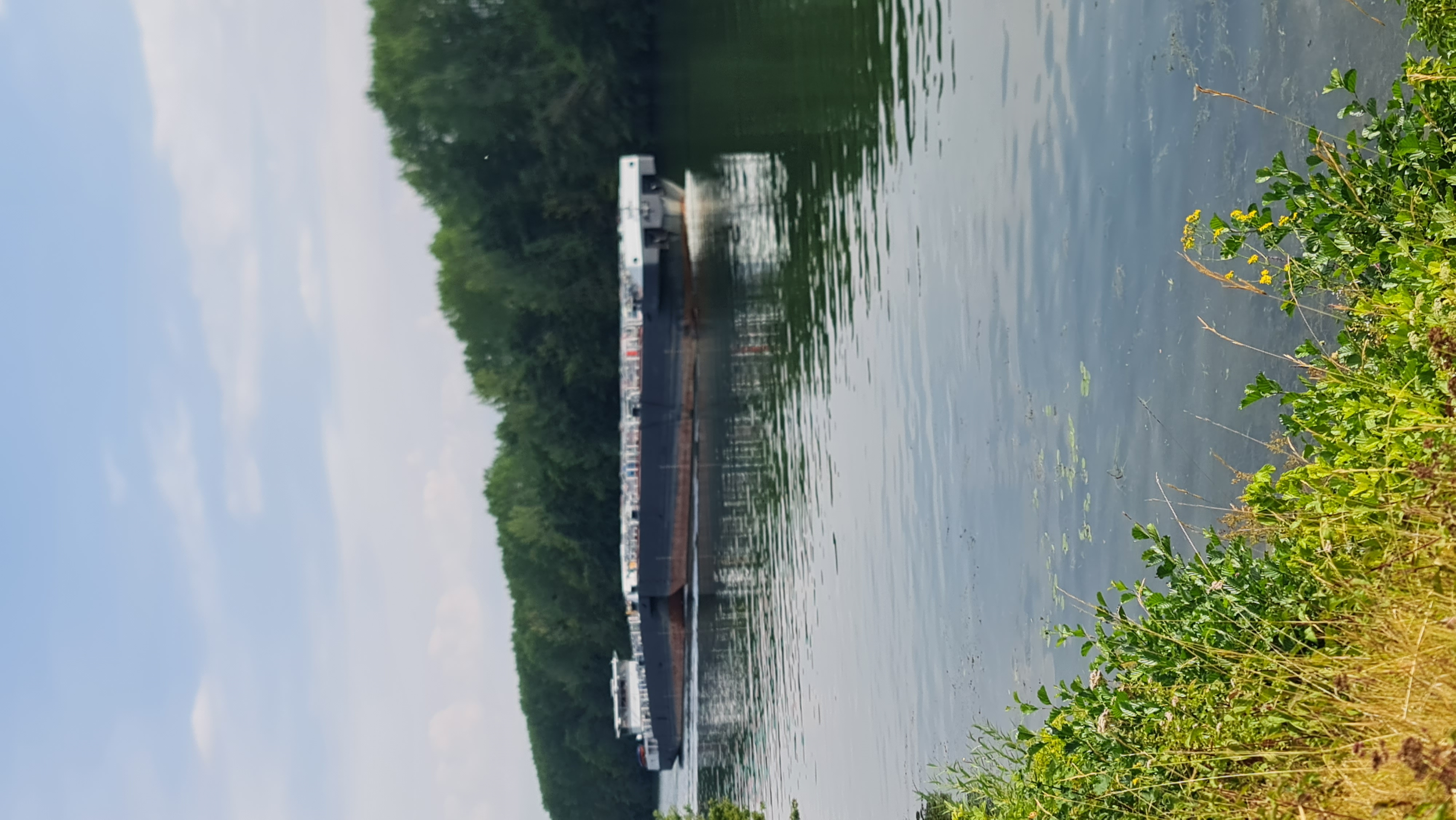 On voit pas mal de péniches dans le coin.