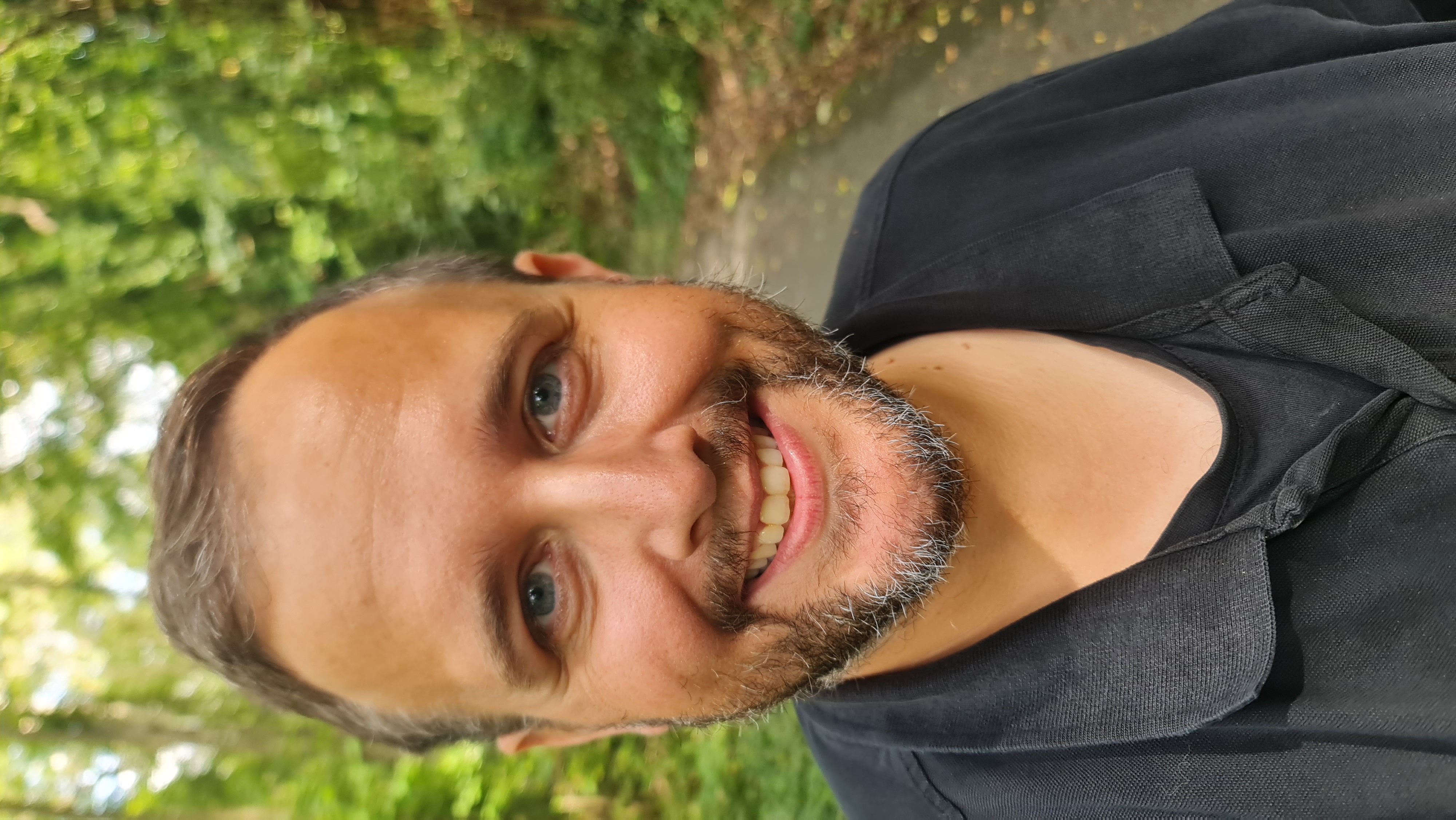 Je suis heureux