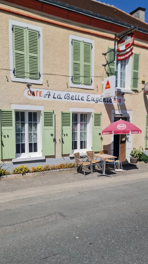 Petite pause fraîcheur au bar de Ludo